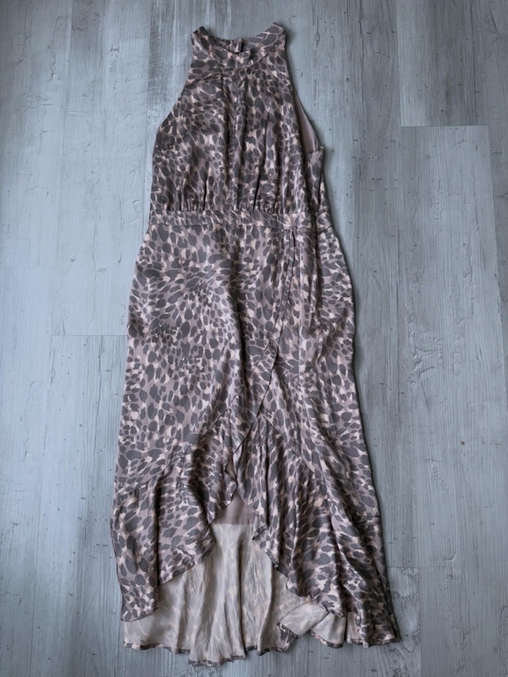 Good American Taupe/Gray Leopard Print Midi Dress